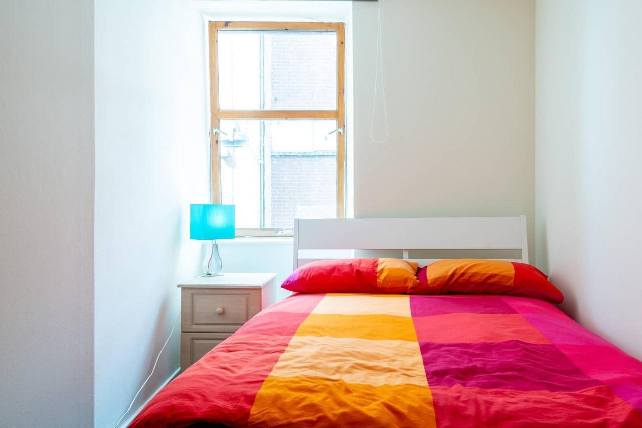 City Centre 2 Bed - Baron Taylor Street 因弗内斯 外观 照片
